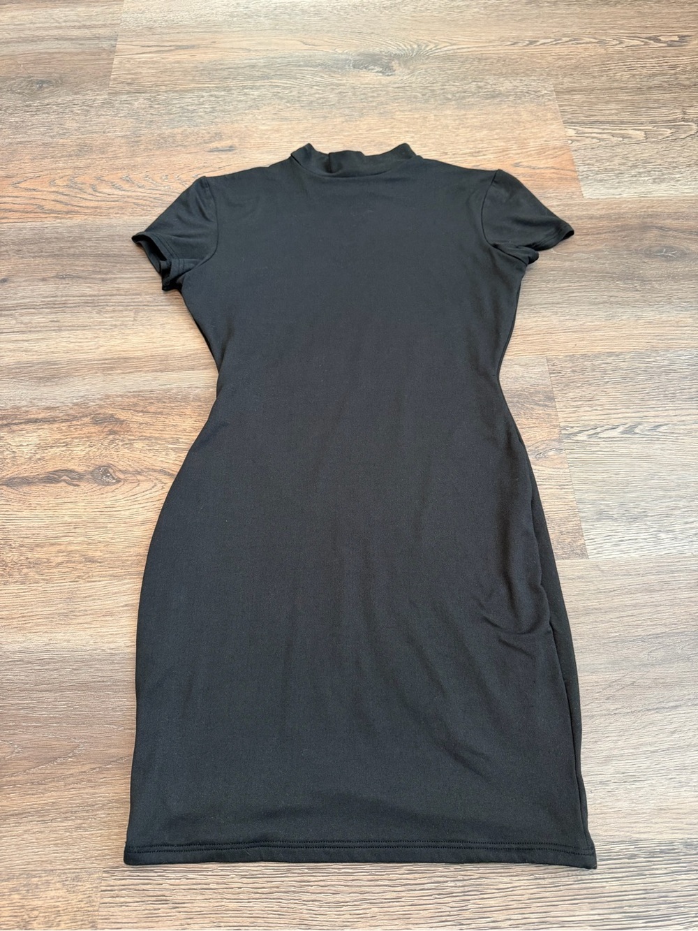 Windsor Black Mock Neck Short Sleeve Bodycon Mini Dress Size Medium